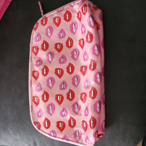 Benefit bundle bags, - Picture 3 of 4